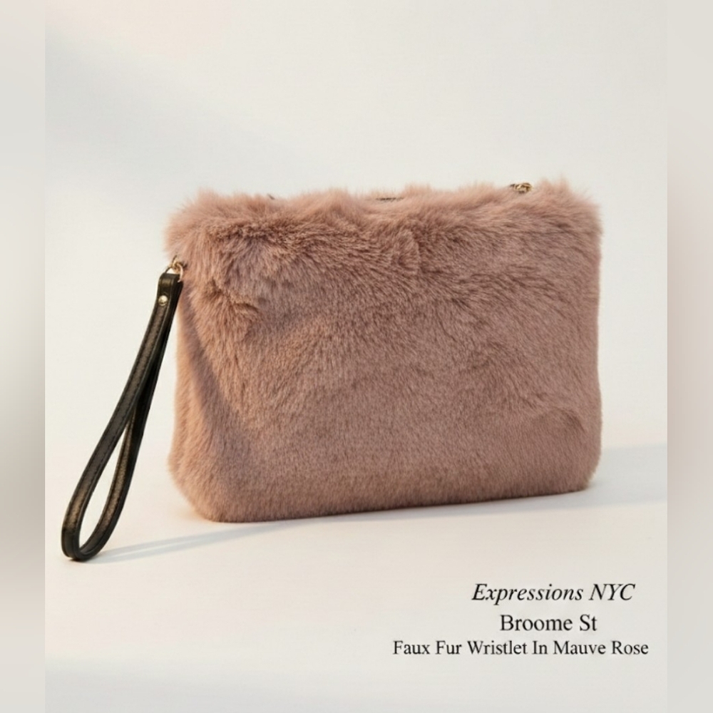 NWOT Expressions NYC Broome St Faux Fur Wristlet In Mauve Rose